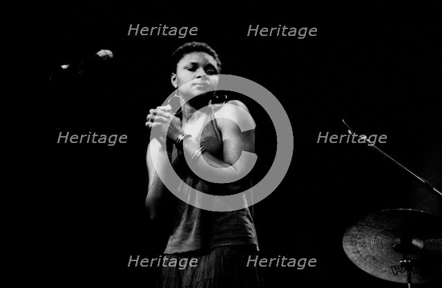 Lizz Wright, Brighton Pavilion, East Sussex, November 2005. Artist: Brian O'Connor.