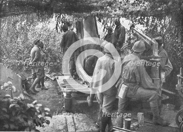''La preparation d'artillerie; La manoeuvre d'une piece de 280', 1916 (1924) Creator: Unknown.