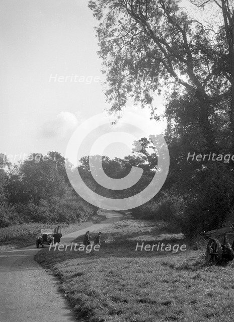 Car taking part in the Bugatti Owners Club car treasure hunt, 25 October 1931. Artist: Bill Brunell.