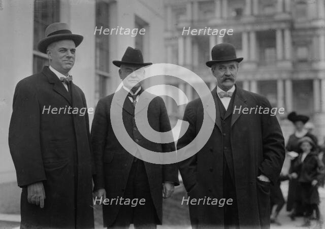 Senators Kenyon, Works, and Cummings [i.e., Cummins], 1913. Creator: Bain News Service.