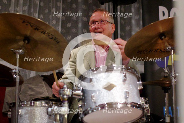 Bobby Worth, Splash Point Jazz Club, Eastbourne, East Sussex, 28th September 2016. Artist: Brian O'Connor.