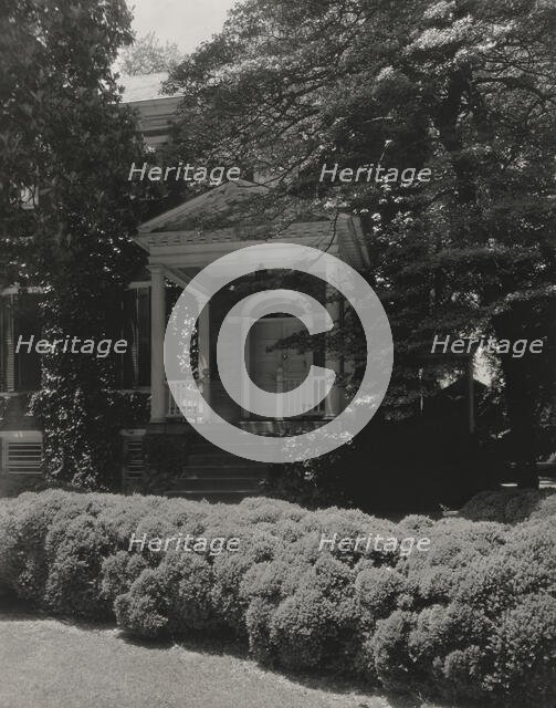 Bolling House, 224 S. Sycamore St., Petersburg, Dinwiddie County, Virginia, 1933. Creator: Frances Benjamin Johnston.