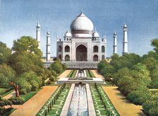 The Taj Mahal, Agra, India, early 20th century. Artist: Unknown