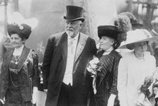 Susan Carey, Gov. J.M. Carey & wife, Dorothy Knight, 1911. Creator: Bain News Service.