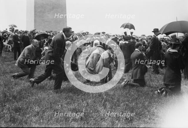 Field Mass, Wash., 1914. Creator: Bain News Service.