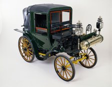 1898 Canstatt Daimler. Artist: Unknown