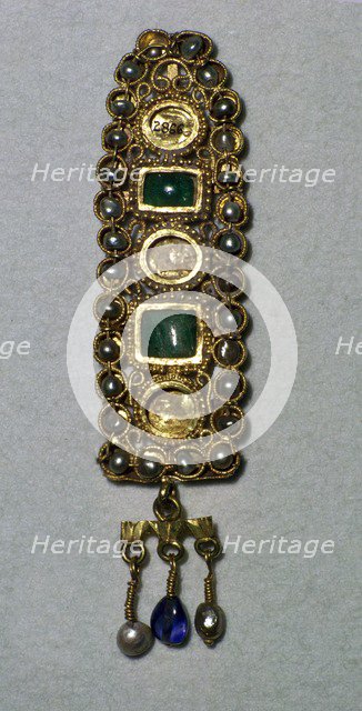 Gold Roman hair ornament, set with sapphires, emeralds, and pearls, 3rd century. Artist: Unknown