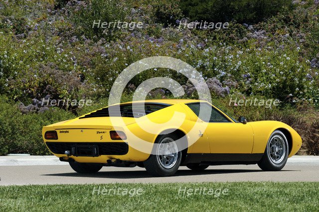 Lamborghini Miura p400s 1970 . Artist: Simon Clay.