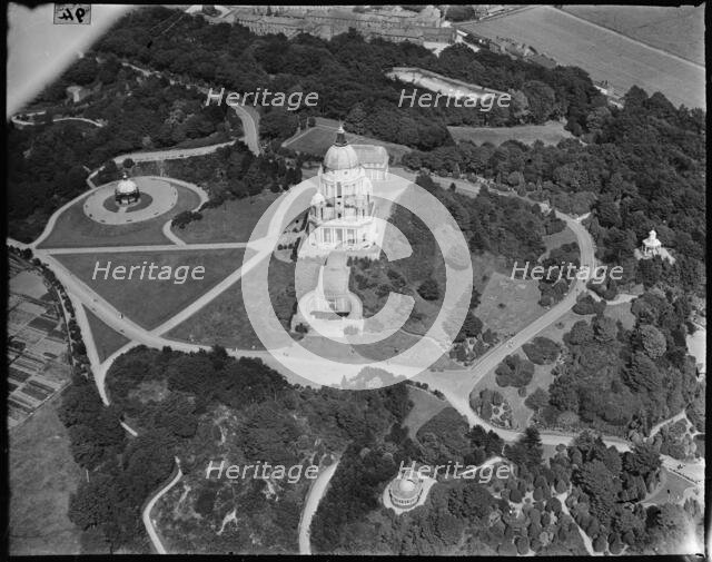 The Ashton Memorial, Williamson Park, Lancaster, Lancashire, c1930s. Creator: Arthur William Hobart.