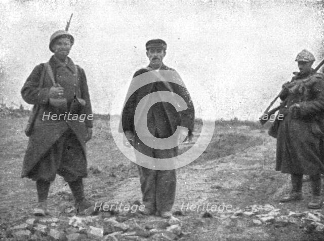 'Notre Avance Poursuivie; Un habitant de Belloy-en-Santerre, delivre le 3 juillet..., 1916 (1924) Creator: Unknown.