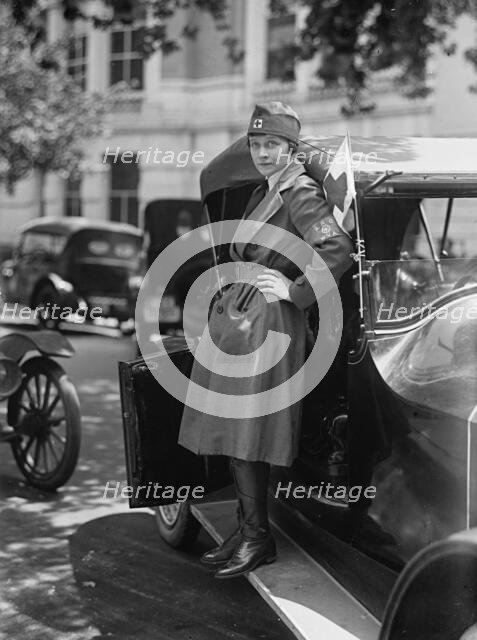 Red Cross Motor Corps - Groups, 1917. Creator: Harris & Ewing.