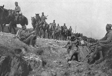 'Passage de troupes ramenees de la frontiere bulgare pour etre opposees aux forces..., 1916. Creator: Vladimir Betzitch.