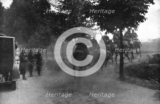 'Ecrases par le Nombre; La cavalerie belge', 1914. Creator: Unknown.