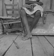 Wife of Mississippi sharecropper, 1937. Creator: Dorothea Lange.