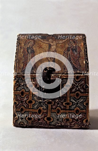 Chest - Sacrarium, made in polychromed wood.