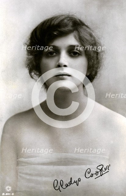 Gladys Cooper (1888-1971), English actress, early 20th century.Artist: Rotary Photo