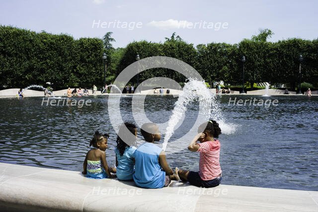 Constitution Ave NW & 7th Street, Washington, DC. Creator: Chris Suspect.