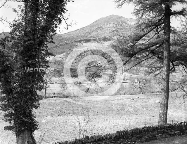 Gwynant Valley showing Y Lliwedd, Caernarvon, Wales, c1955. Creator: Arthur Charles Kirby Ware.