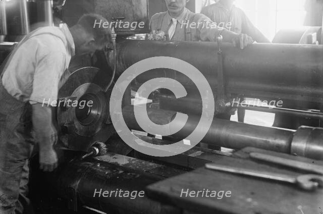 Navy Yard, U.S., Washington - Hydrolic Ram, 1917. Creator: Harris & Ewing.