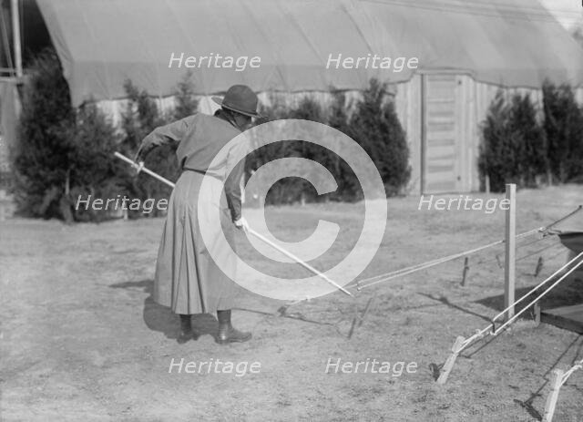 Woman's National Service School, Under Woman's Section, Navy League, Mrs. Lippitt of Rhode..., 1916. Creator: Harris & Ewing.