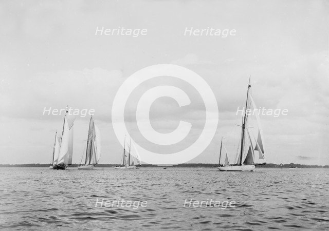 Start of the King's Cup race, August 1908. Creator: Kirk & Sons of Cowes.