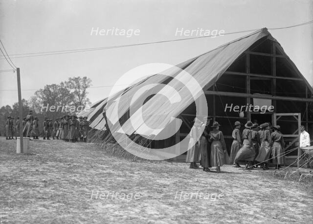 Woman's National Service School, Under Woman's Section, Navy League, 1917. Creator: Harris & Ewing.
