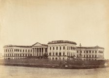 Grand Entrance to the Government House, Calcutta, 1850s. Creator: Captain R. B. Hill.