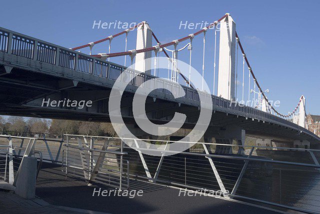 UK, London, Chelsea Br, 2009. Creator: Ethel Davies.