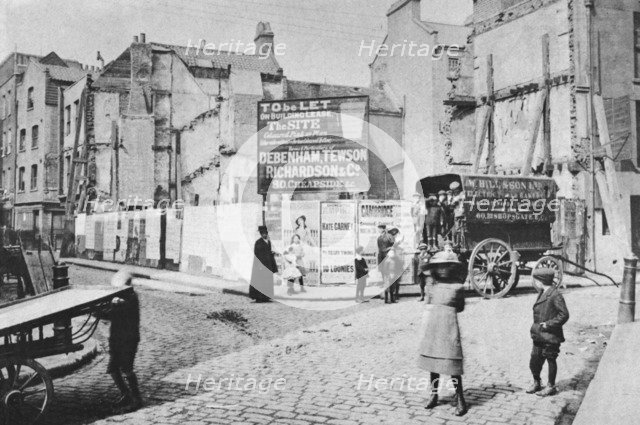 Building site to let, East End of London, 1912. Artist: Unknown