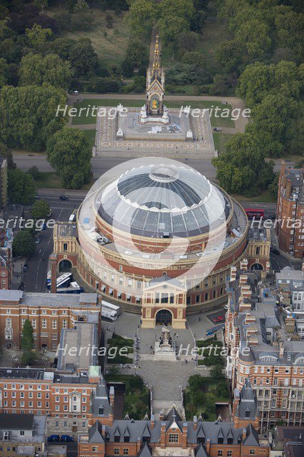 The Royal Albert Hall and the Albert Memorial, Kensington, London, 2006. Artist: Historic England Staff Photographer.