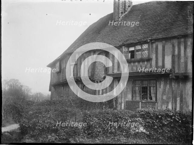 Vineys Cottages, Upper Street, Leeds, Maidstone, Kent, 1904. Creator: Katherine Jean Macfee.