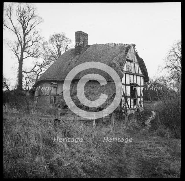 Artist's Cottage, Trotshill, Warndon, Worcester, Worcestershire, 1939. Creator: Marjory L Wight.