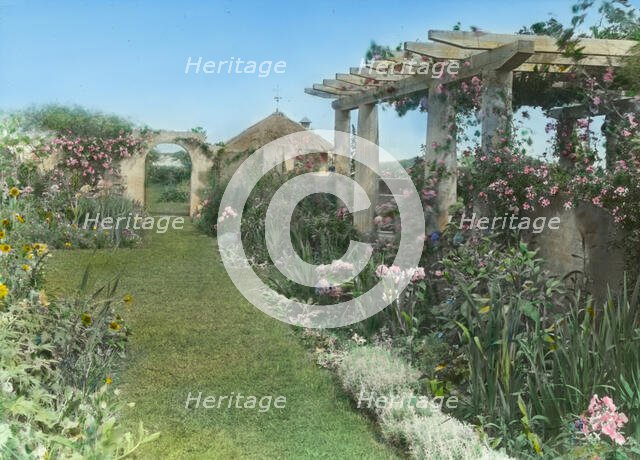 "Gray Gardens," Robert Carmer Hill house, Lily Pond Lane, East Hampton, New York, c1914. Creator: Frances Benjamin Johnston.