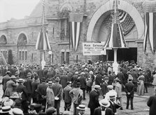 Fifth Regiment Armory, Baltimore, Maryland - Scenes During Democratic National Convention, 1912. Creator: Harris & Ewing.