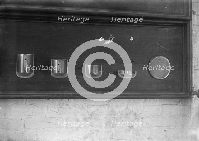 Navy Yard, U.S., Washington - Caps., Torpedo Shop, 1917. Creator: Harris & Ewing.