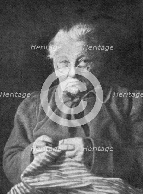 ' Le Nouveau Regime; Catherine Brechkovsky, la <<grand'mere de la Revolution>> rentrée..., 1917. Creator: Unknown.