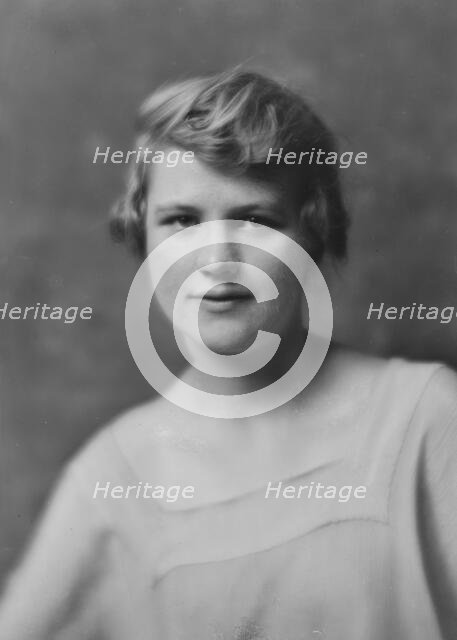 Unidentified woman, portrait photograph, 1916. Creator: Arnold Genthe.
