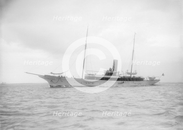 The steam yacht 'Shemara' under way, 1912. Creator: Kirk & Sons of Cowes.