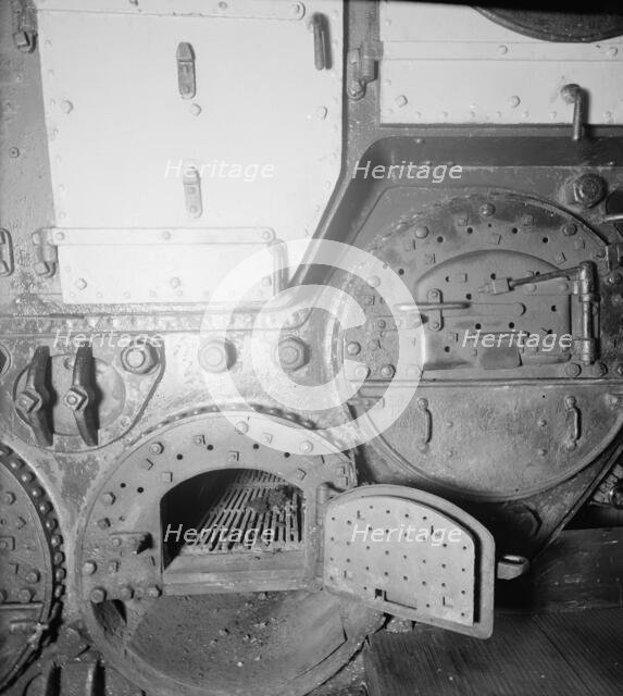 U.S.S. New York, fire room, between 1893 and 1901. Creator: William H. Jackson.