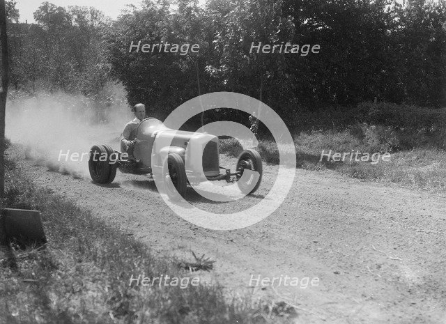 Frazer-Nash of RGJ Nash competing in the BOC Hill Climb, Chalfont St Peter, Buckinghamshire, 1932. Artist: Bill Brunell.