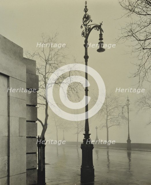Kerle electric streetlamp, Victoria Embankment, London, 1928. Artist: Unknown.