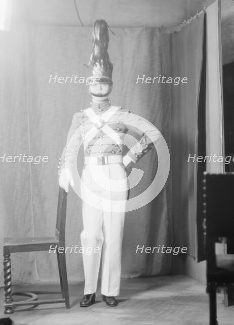 Miller, Marilyn, Miss, portrait photograph, 1928 May 15. Creator: Arnold Genthe.