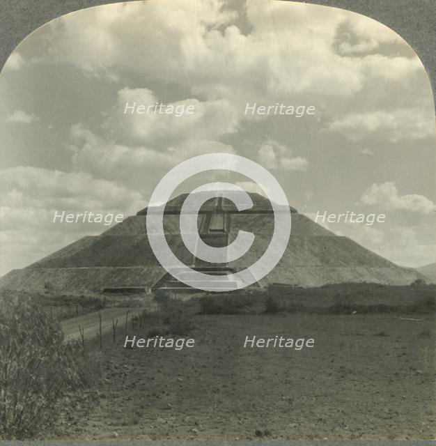 'Pyramid of the Sun from the West, San Juan Teotihuacan, State of Mexico, Mex.', c1930s. Creator: Unknown.