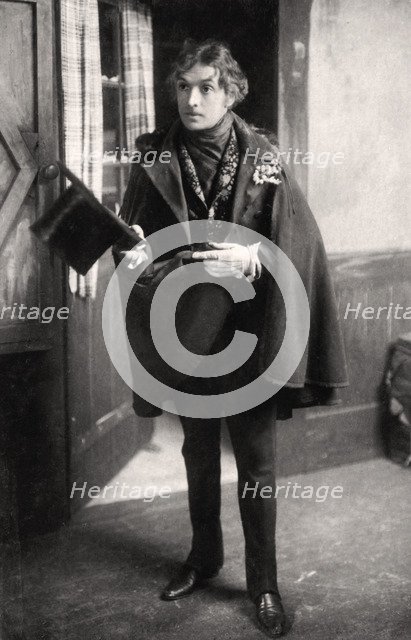 John Martin-Harvey (1863-1944), English actor, early 20th century.Artist: London Stereoscopic & Photographic Co