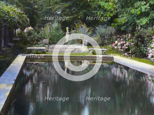 "Fenimore," James Stetson Metcalfe house, Bedford Hills, New York, 1921. Creator: Frances Benjamin Johnston.