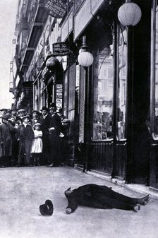 Murder of José Canalejas in Puerta del Sol on November 12, 1912, the body of President of Council…