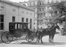 Carriage of David Franklin Houston, Secretary of Agriculture, 1914. Creator: Harris & Ewing.