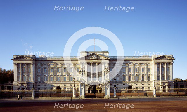 Buckingham Palace, c1990-2010. Artist: Unknown.