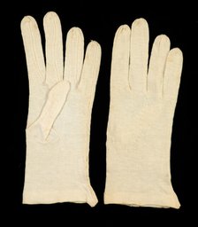 Gloves, American, ca. 1860. Creator: Unknown.