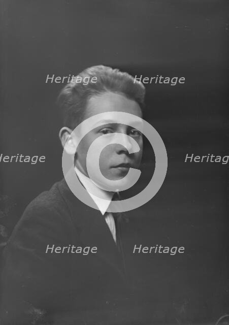 Mr. William Lyle Funk, portrait photograph, 1918 Dec. Creator: Arnold Genthe.